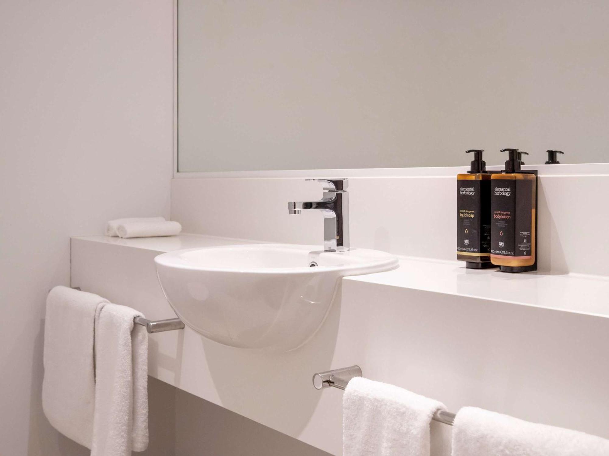 Mercure Melbourne Southbank Eksteriør bilde